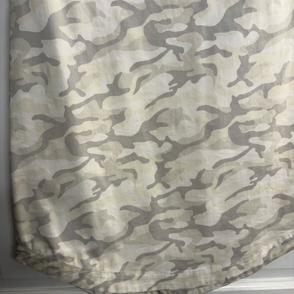 Vineyard Vines Cream Camo Shirt Dress size 2‎ - Picture 5 of 12